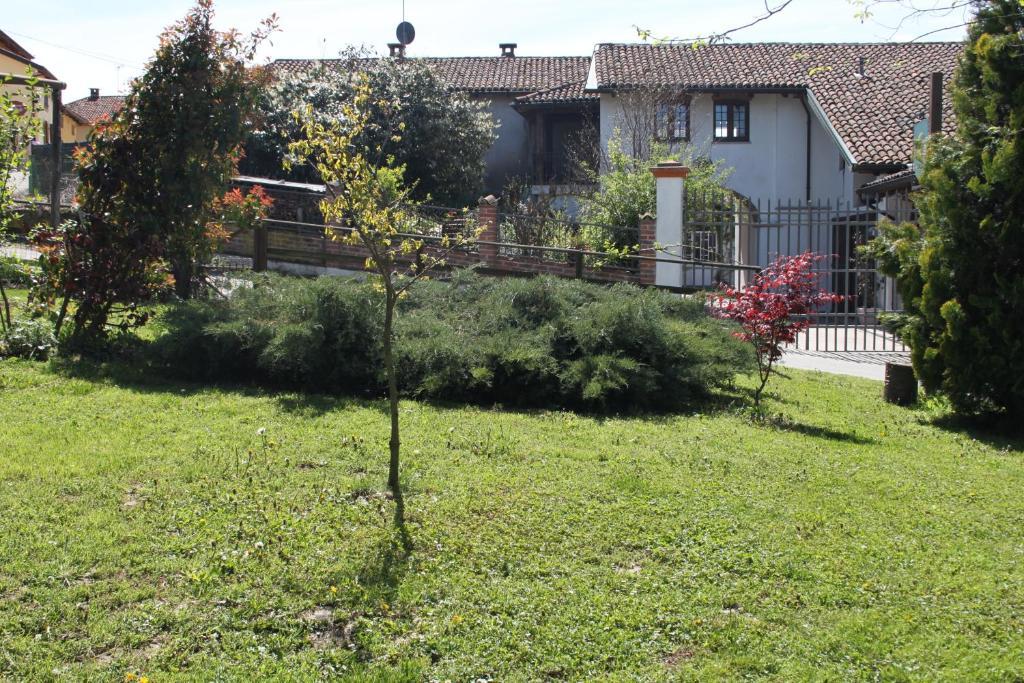 Luna Asti Exteriér fotografie